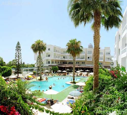 Mayfair Hotel & Apartments 15